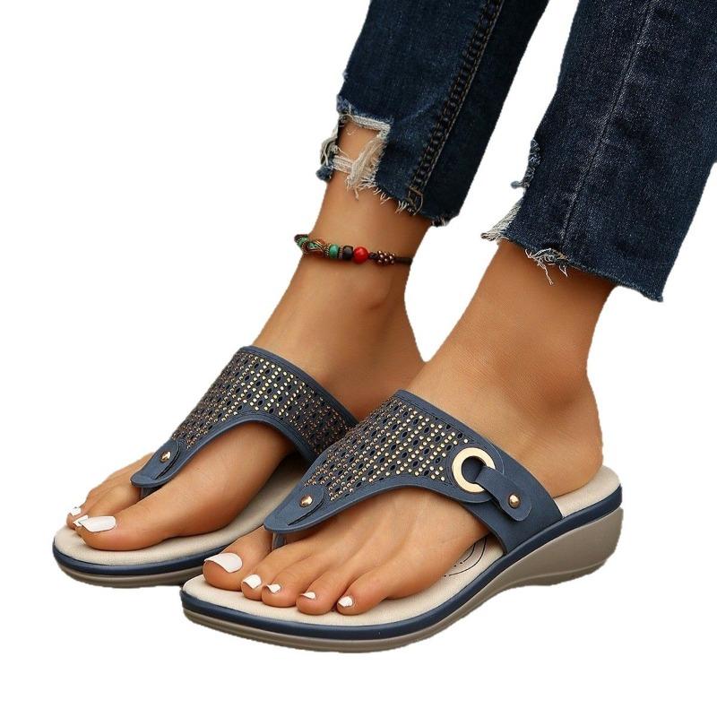 New Rhinestone Toe Hollow Thick-soled Slippers Women's Large Size Slope Heel Buckle Beach Sandals