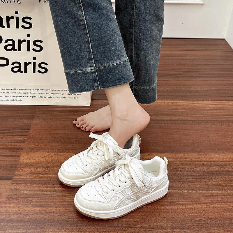 Board shoes, little white shoes, women's new summer breathable with skirts, versatile casual board shoes, thick-soled heightening sports shoes