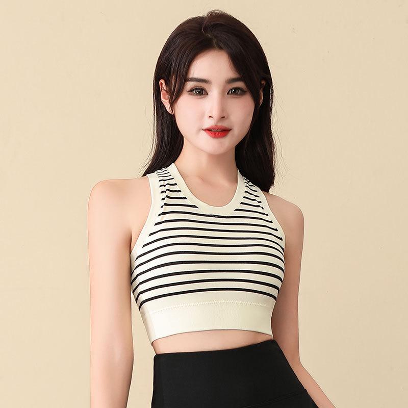 

Женский комплект для йоги и бега: Спортивная юбка, брюки, топ - комплект для пилатеса из трех предметов 2024 XL (based on bust and hip)