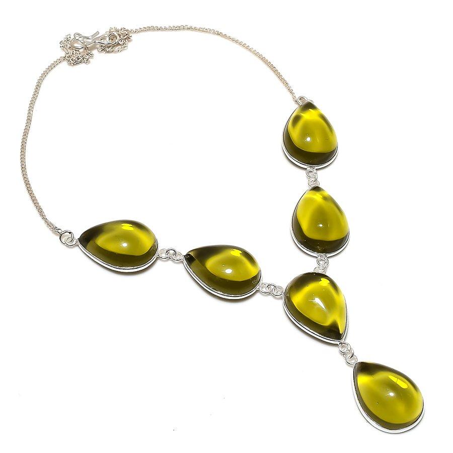 

Ювелирное ожерелье из стерлингового серебра 925 пробы с натуральным зеленым аметистом 18 дюймов k1T69