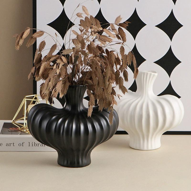 Nordic Ins Style Art Vase Simple Plastic Vase Creative Shape Room Decoration Vase High-end Vase Home Decoration Ornaments
