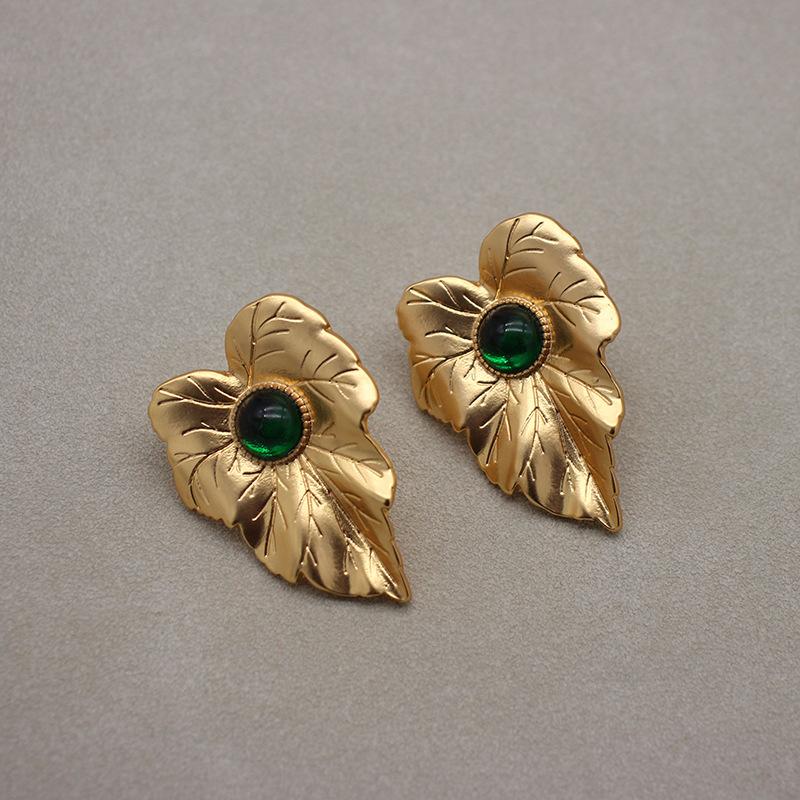 Medieval Jewelry Matte Real Gold Electroplating Brooch Earrings Set Qingdao Design Light Luxury High-End Earrings