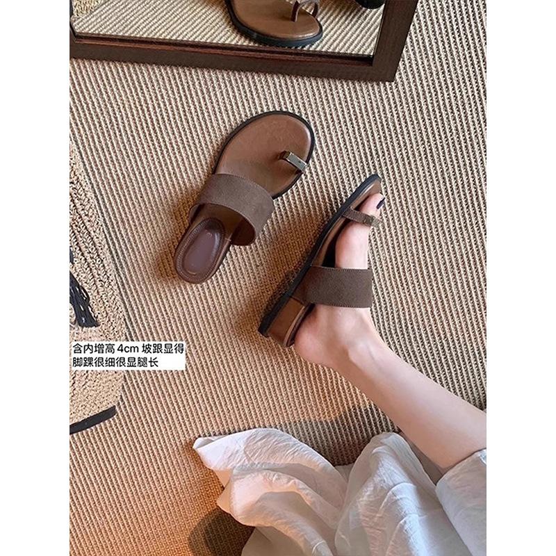 Französische Retro-Zehentrenner Damen-Oberbekleidung 2025 neue Mode vielseitiger Rock Strand-Slipper