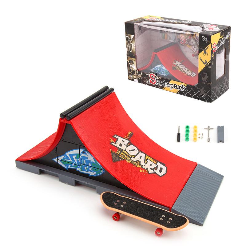 Finger Skateboard Indoor Sports Model - Creative Novelty Scene Props Assembly Toy.