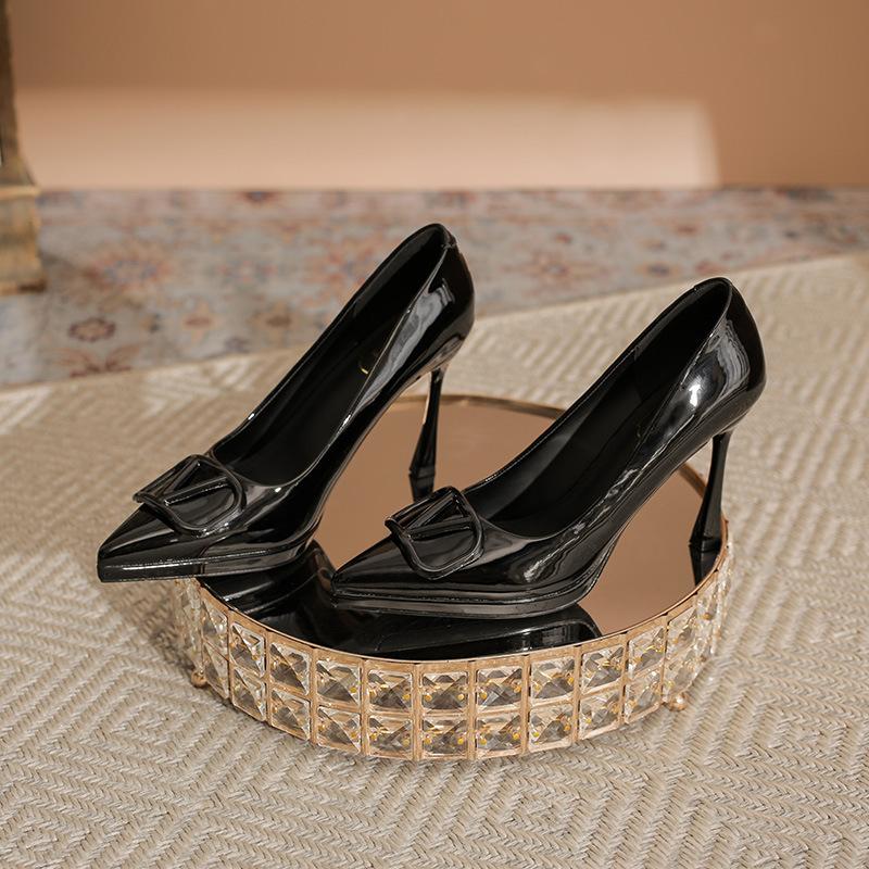 Nackte V-Schnalle High Heels Damen wasserdicht Tisch spitze Zehen dünner Absatz leichter Mund Einzelne Schuhe elegantes Temperament vielseitige Damenschuhe