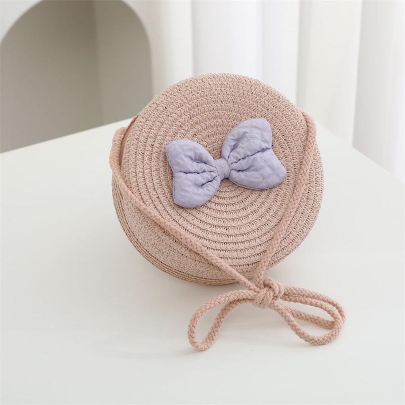 Children's Straw Woven Crossbody Bag - Small Girl's Phone and Coin Purse for Summer Outings and Seaside Trips