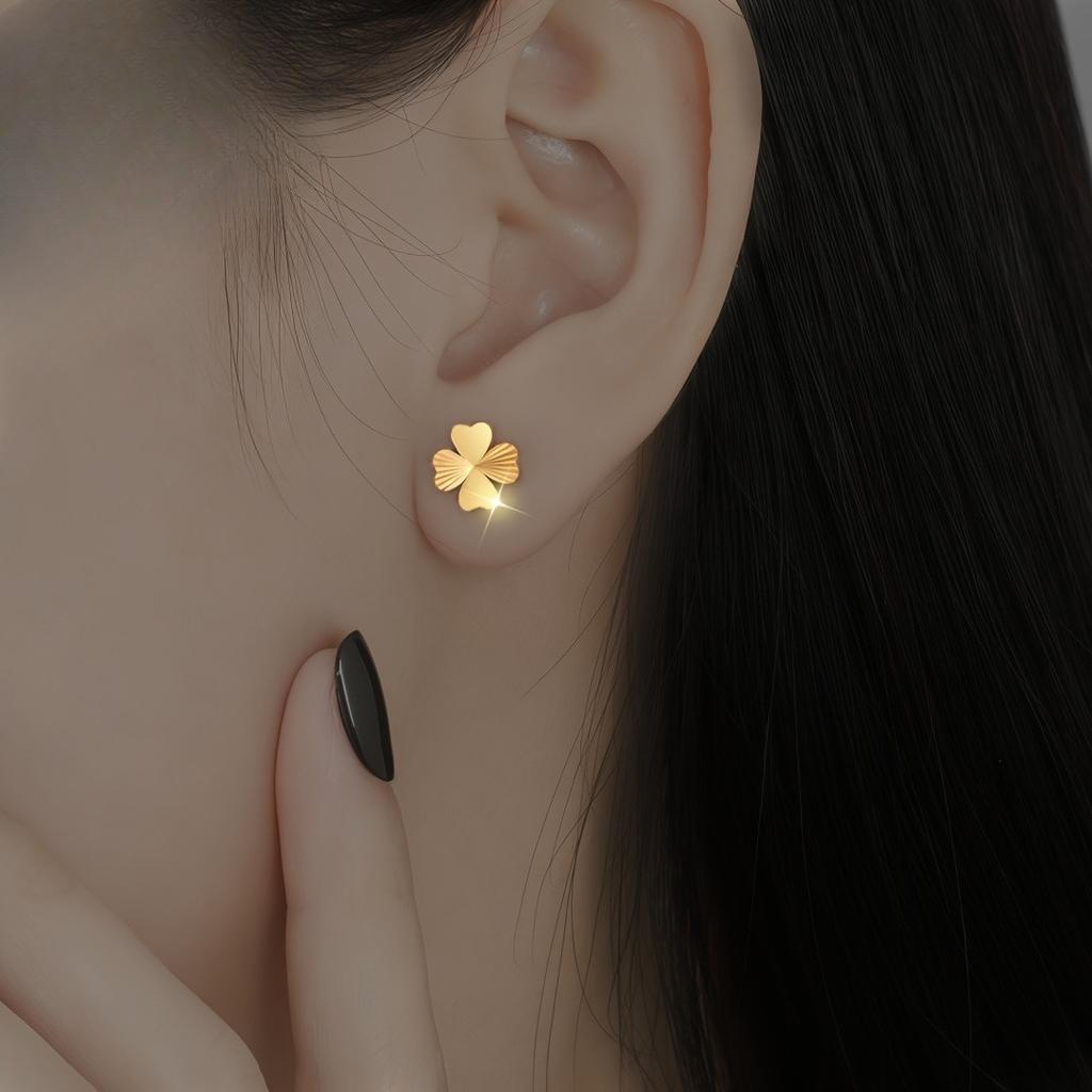 A Pair of Lucky Clover Earrings, Lightweight and Durable Design, Versatile Earrings for Daily Wear, Symbolizing Exquisite Earrings and Luck.