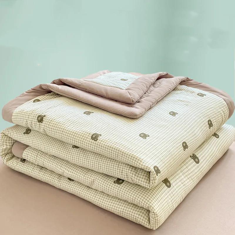 WTEMPO Thick Student Soft Dormitory Blankets Four Seasons Lightweight Quilts Retro Elegant Printed Large Size Simple Retro Foldable Blankets