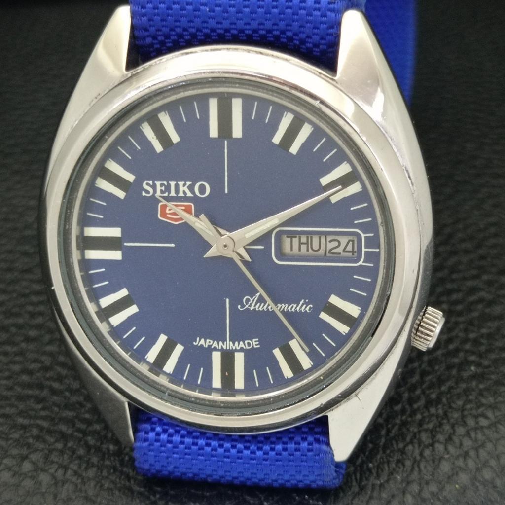 AUTOMATIC VINTAGE SEIKO 5 JAPAN 7009A MENS BLUE COLOR DIAL WATCH A702110-5