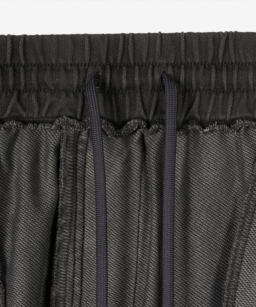 Nyuballanseu Nbnvg21523 / Uni Track Club Carpenter 3/4 Shorts (Charcoal)