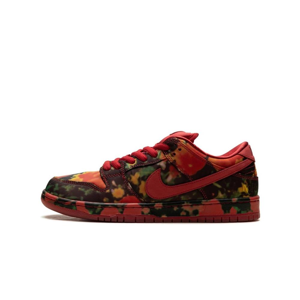 Nike SB Dunk Low The Wizard of Oz Poppy Field