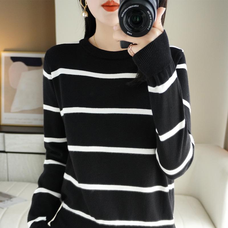 

Женский полосатый вязаный свитер с круглым вырезом - Осень/Зима, Свободный крой, Длинный рукав Extra Large чёрный