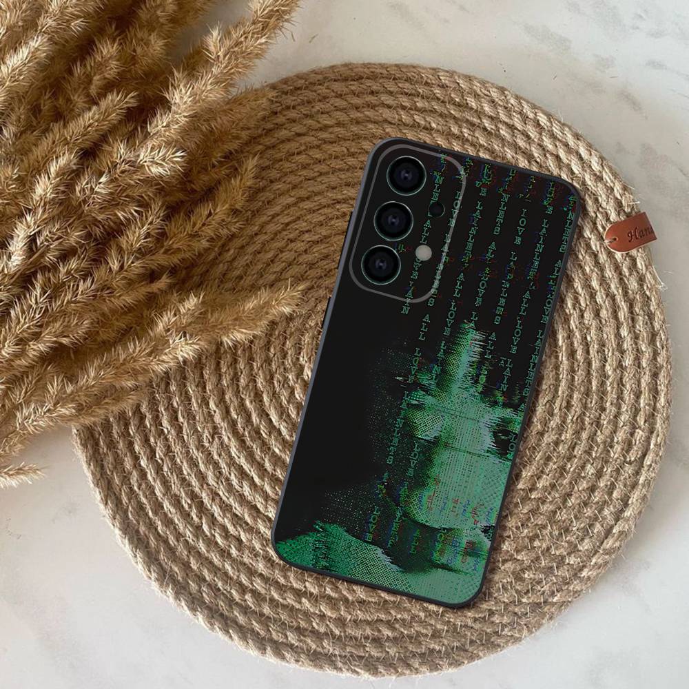 Anime Serial Experiments L-Lain Phone Case For Samsung S25,S26,S24,S21,S22,S23,S30,Ultra,S20,Plus,Fe,Lite,5G Black Cover