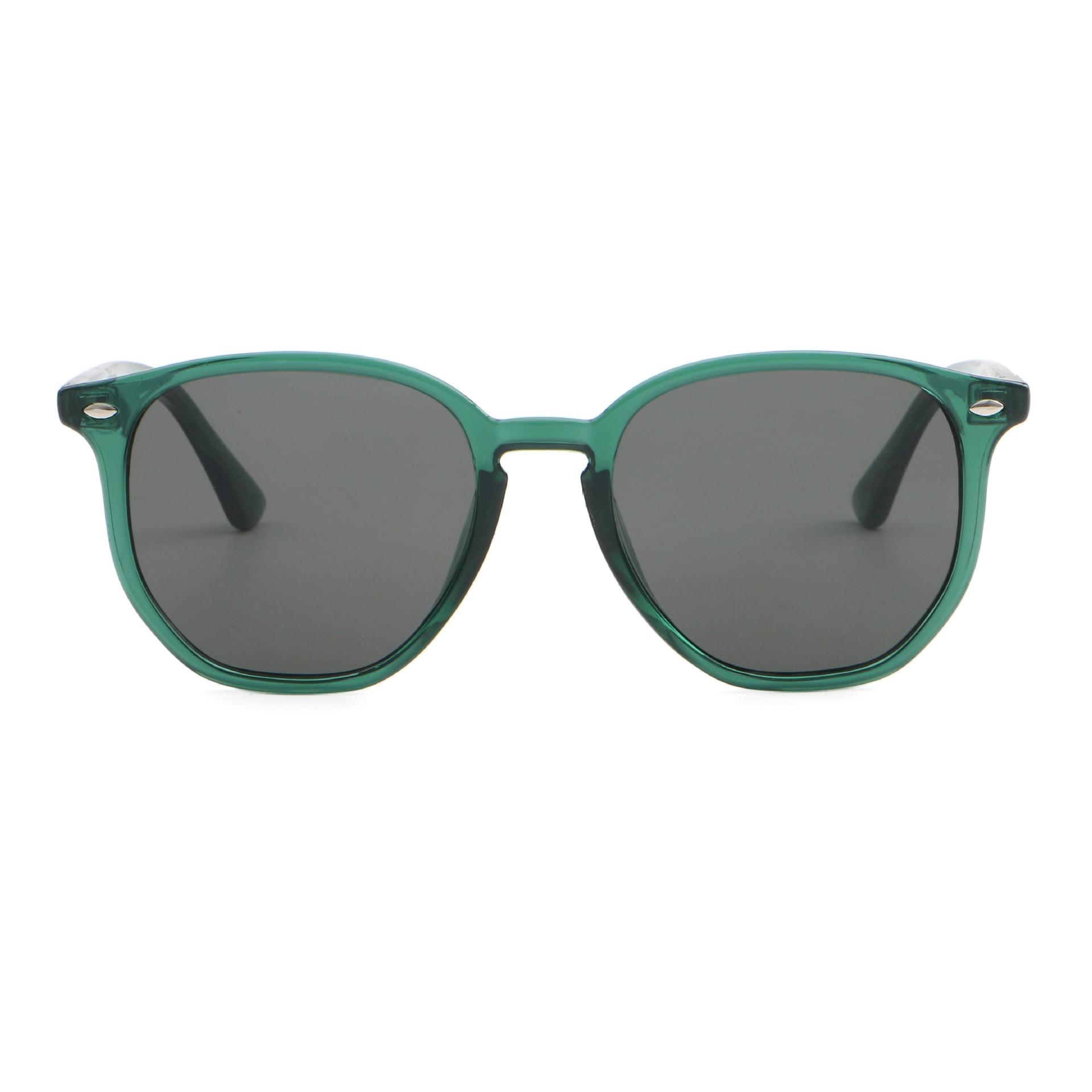 Men s Retro Round Frame Sunglasses with Metal Studs - European  American Style (Model 6803)