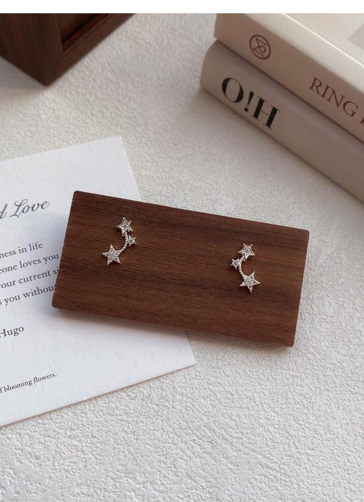 Sterling Silver Smiling Star Stud Earrings for Women – Korean Style, Elegant, Simple, and Cute.
