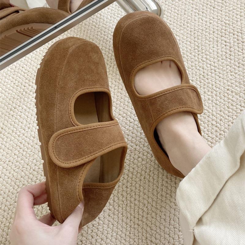 Fashion Female Ethnic Style Loafers Women Flats Vintage Mary Jane Shoes Elegant Retro Fashion Comfortable Leather Stitching Sneakers