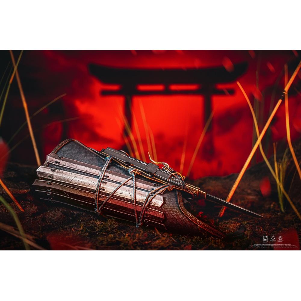 ASSaSSin S Creed SerieS 1 1 ASSaSSinS Creed  Naoe Hidden Blade Scale Replica