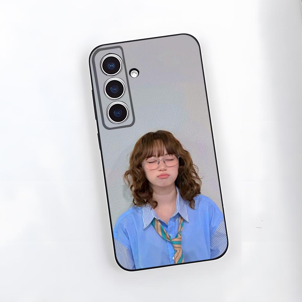 Singer Kim C- Chaewon Phone Case For Samsung S26 S25 Plus S20 S20 Plus S22 Ultra S23 FE S21 Plus S21 Ultra Soft Cover