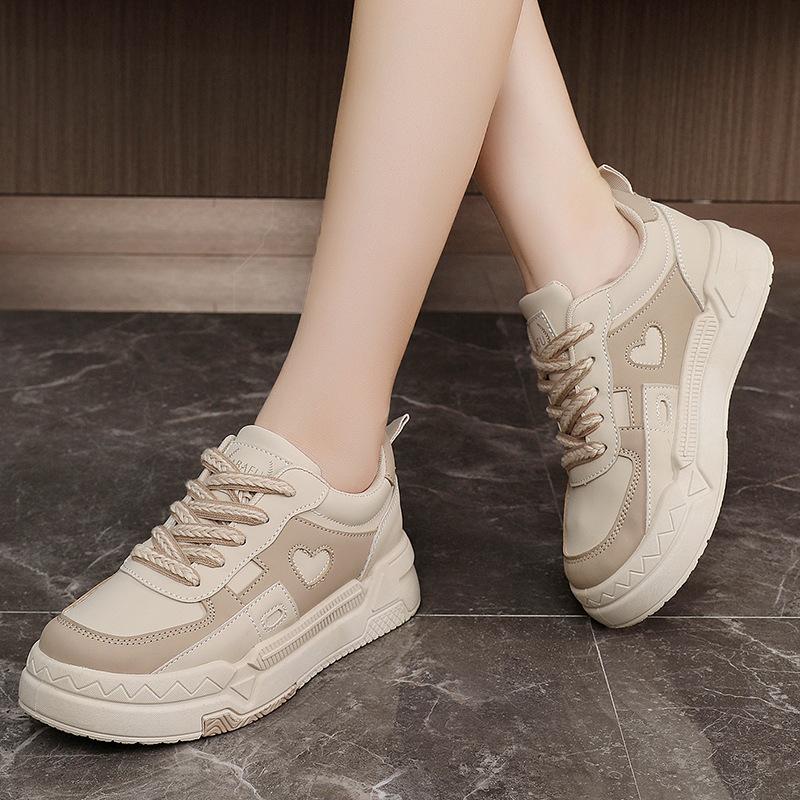 2 Little White Shoes Autumn New Sports Student Board Shoes Trend Platform Casual Shoes Women's Shoes