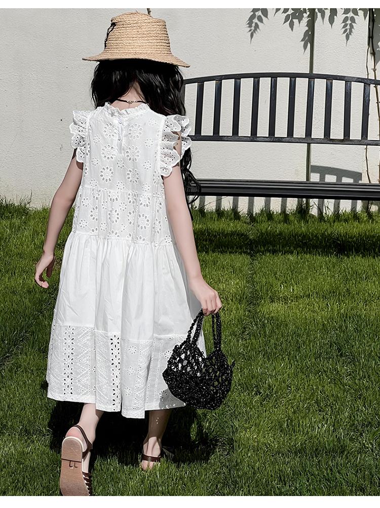 Girls' White Dress Summer Dress 2026 New Mid Size Children's Flying Sleeve Princess Skirt Hollowed Out Beach Skirt Stylish