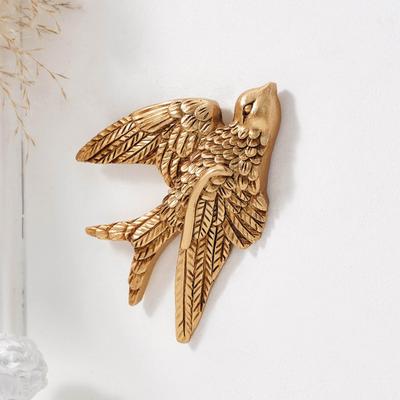 1/2Pcs Carving Swallow Wall Sculpture Decoration Golden Flying Bird Wall Art Home Bedroom Living Room Bathroom Wall Decorative Sign