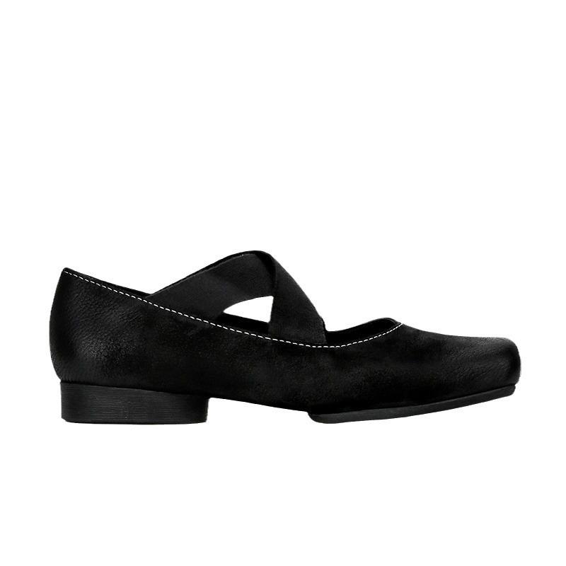Spot~~ Su Yinyin Same Shoes Pig Nose Square Head Polished Retro Cross Strap Fashion Thick Heel Ballet Shoes Single Shoes