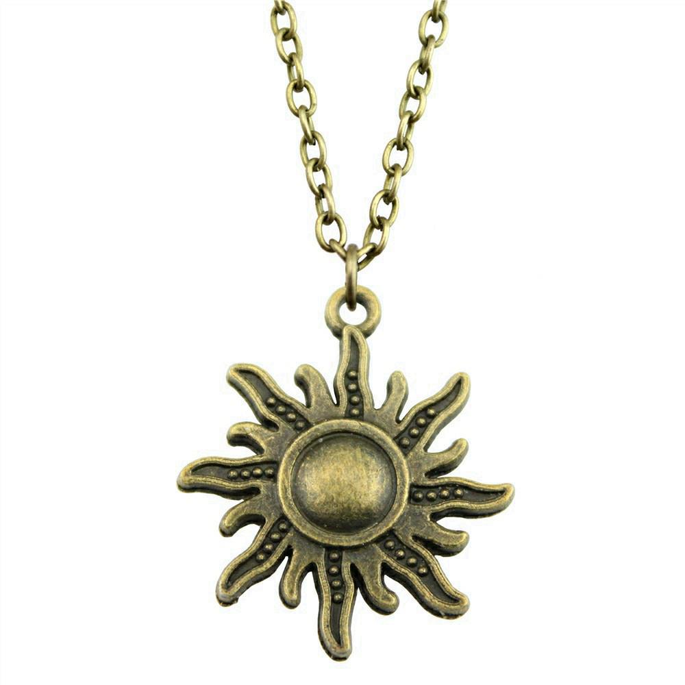 Hollow Charm Star Necklace Minimalist Geometric Pendant Celestial Aesthetic Jewelry 43cm Chain