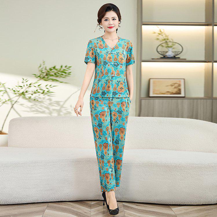 

Mom Summer 2026 Ice Silk Two-Piece Set: Short Sleeve, Loose Fit for Middle-Aged & Elderly Women XL: 80-105 lbs