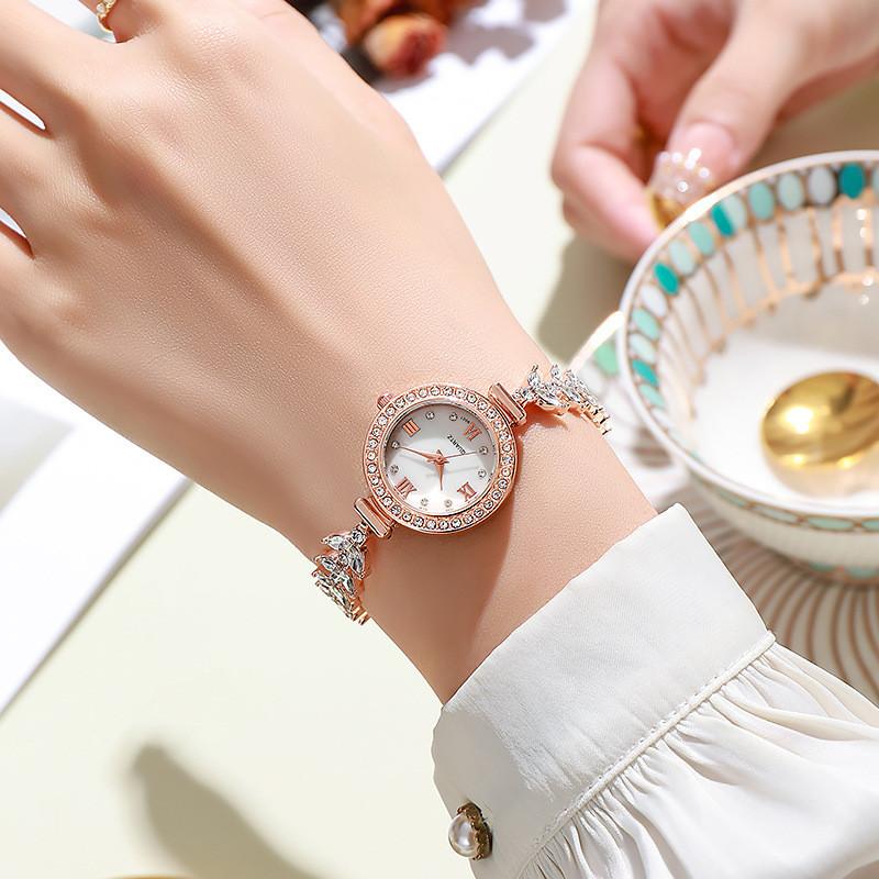 Damen-Quarzuhr mit Diamantverzierungen als Modeaccessoire
