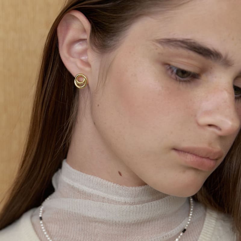 LOVE ME MONSTER Circle Knot Earrings (L253MER090)