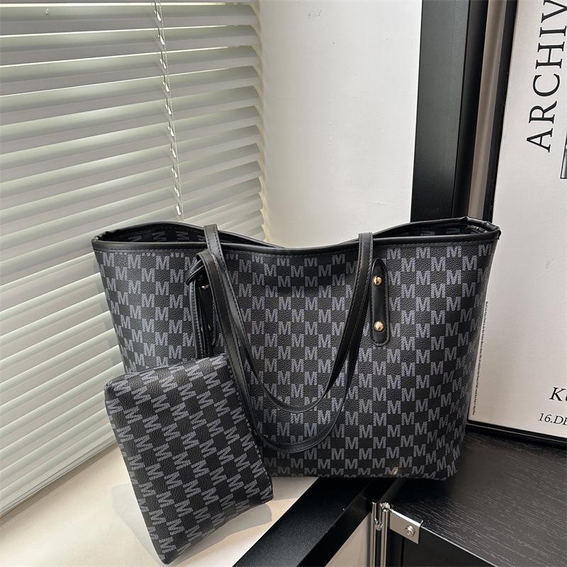 

Винтажная сумка-тоут большой вместимости с принтом букв для работы и поездок - дизайн «Мать и дитя» чёрный