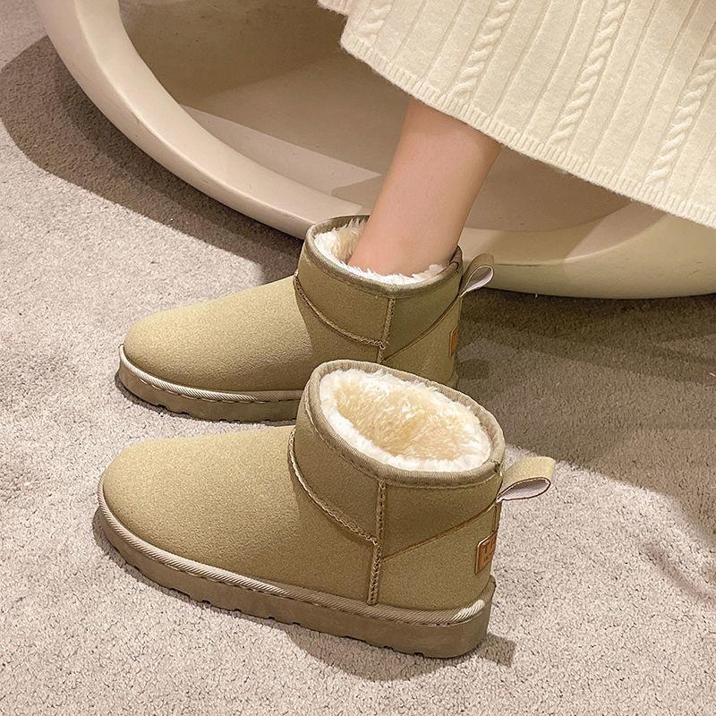 Snow boots women's outer wear 2025 winter new warm and lightweight short boots thickened muffin cotton shoes non-slip fluffy shoes