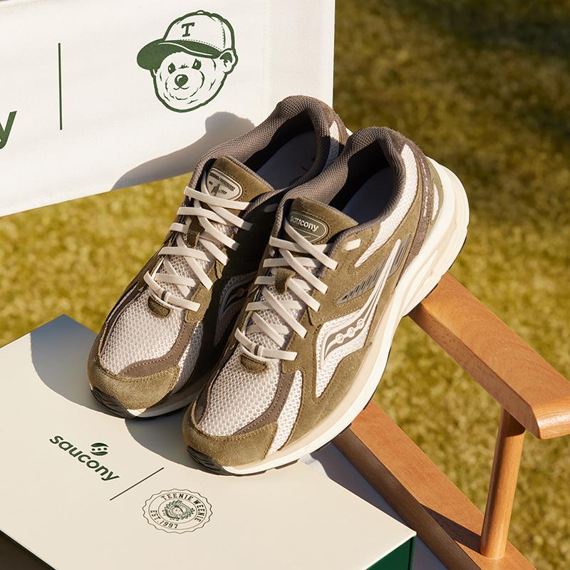 SAUCONY Teenie Weenie x Kinvara 4 RE Zelené Unisex Tenisky Bílé S79052-10