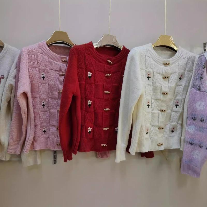 Spring and Autumn New Fashion Crew Neck Corner Button Sweater Jacket Women's Loose Soft Waxy Long Sleeve Knitted Cardigan Top