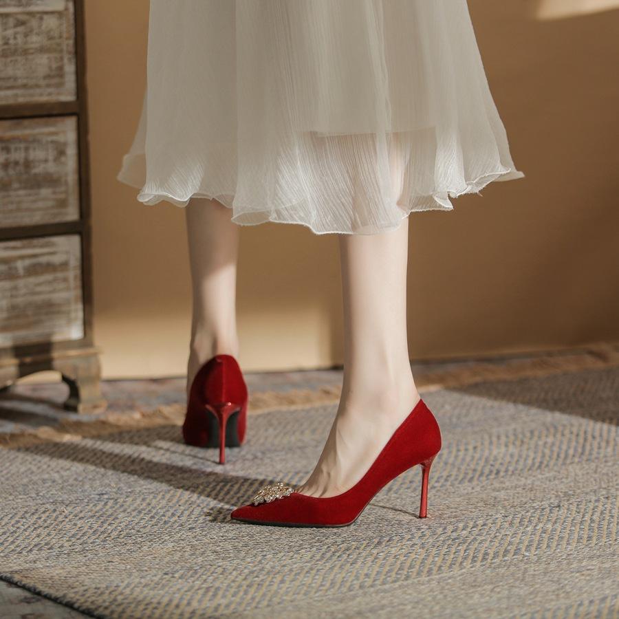 813-2 Red High-heeled Wedding Shoes Women's Thin Heels 2025 New Xiuhe Bridal Shoes Pointed Head Shallow Mouth Wedding Single Shoes