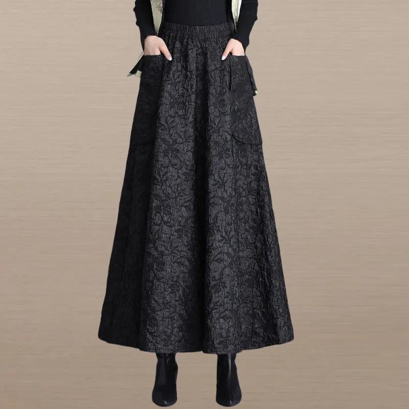 Nationaler Stil Schwimmende Jacquardhose mit weitem Bein für Damen im Herbst und Winter in Übergröße, schmale Culottes mit elastischer Taille und Regenschirm, lässige Stiefelhose