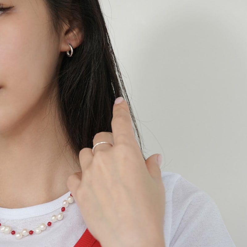 Modernlike 14 Karat vergoldete Silber-Schale One-Touch-Ohrringe