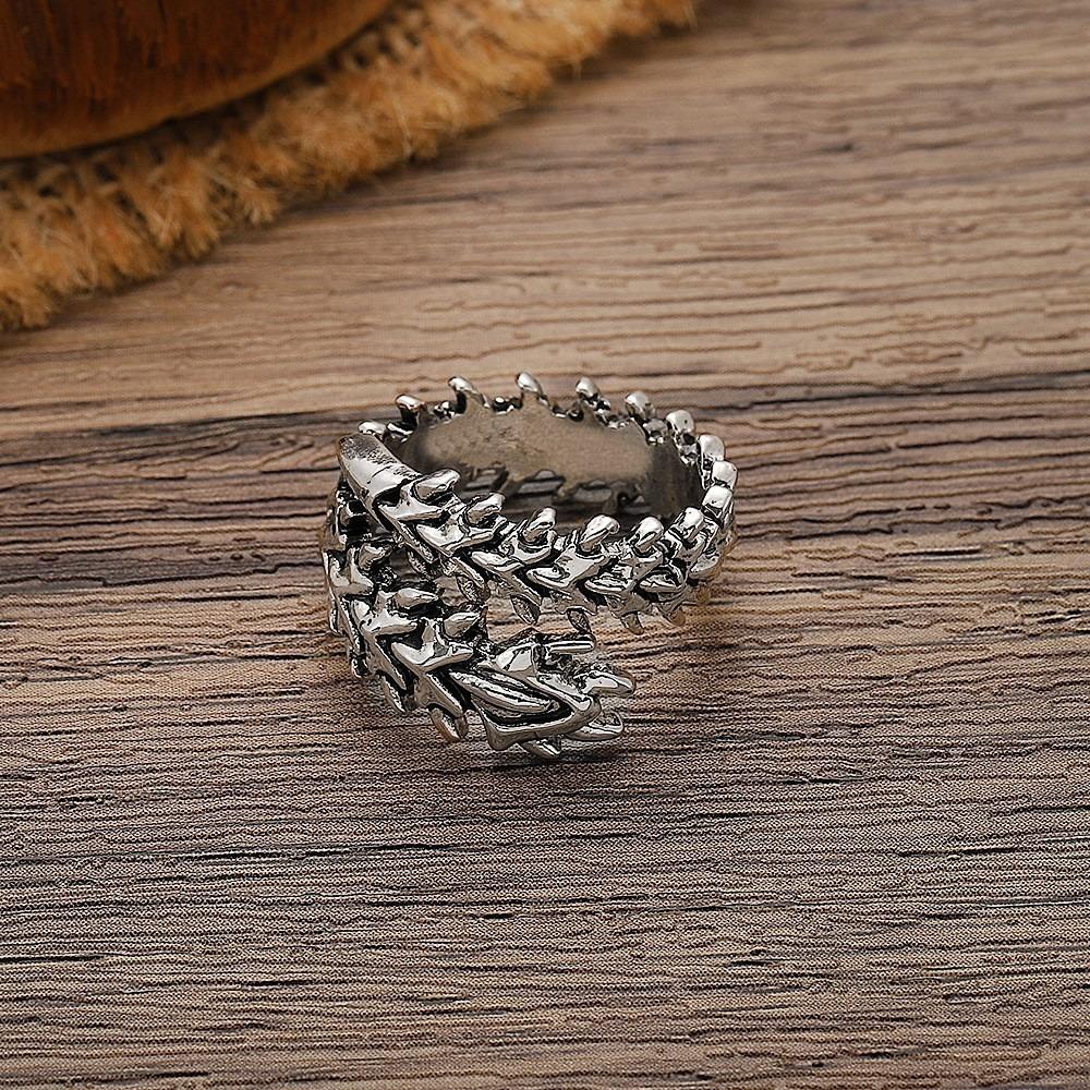 European and American Punk Style Spine Skull Ring, Personalized Retro Opening Adjustable Male and Female Centipede Shape Ring