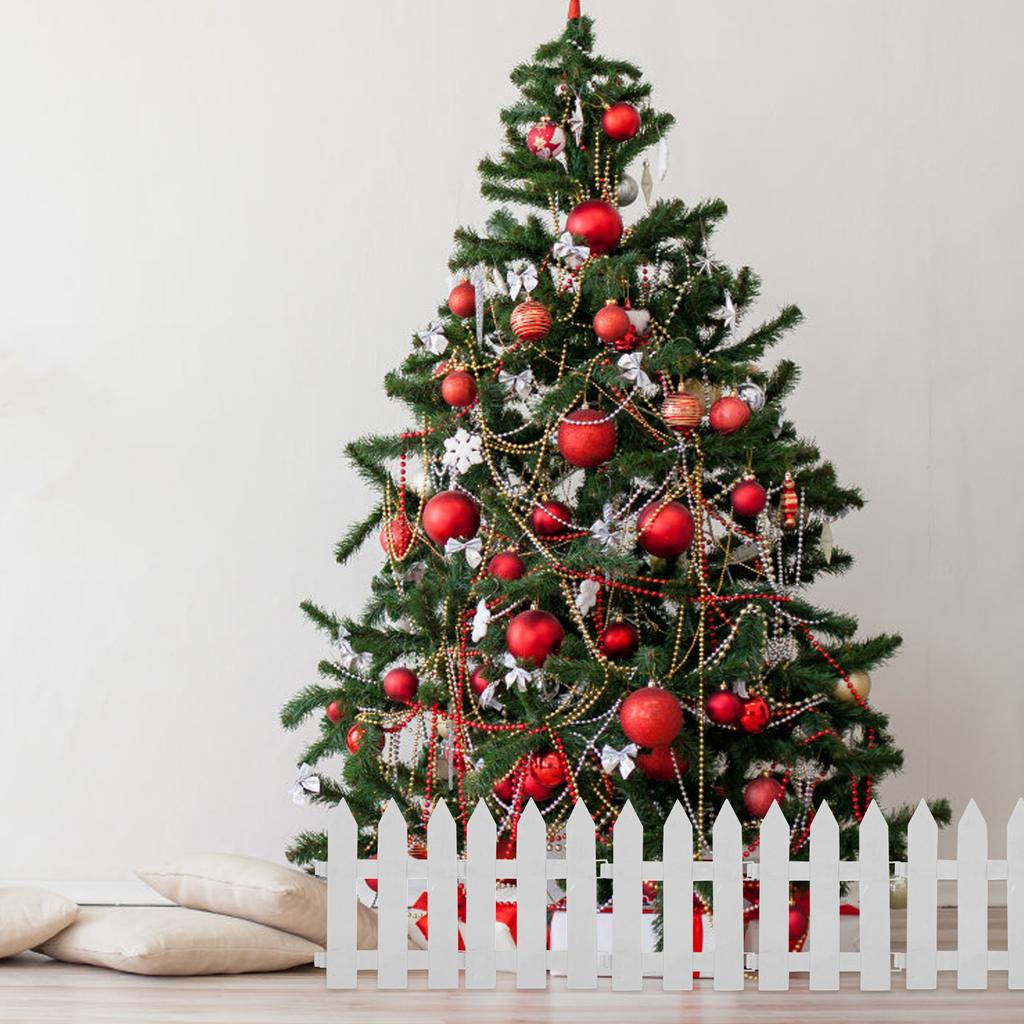 White Plastic Christmas Tree Fence Panel Detachable Picket Style Holiday Decor Prop for Tree Base Garden Courtyard Scene