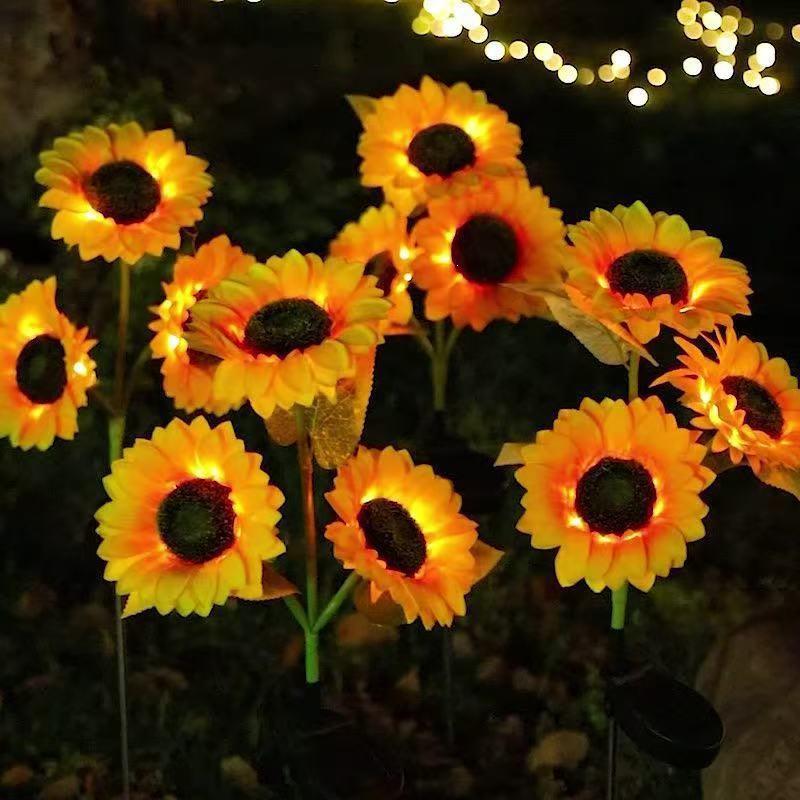 Waterproof Solar Sunflower LED Ground Stake Light for Outdoor Garden, Villa, Balcony, or Courtyard Lawn Decor