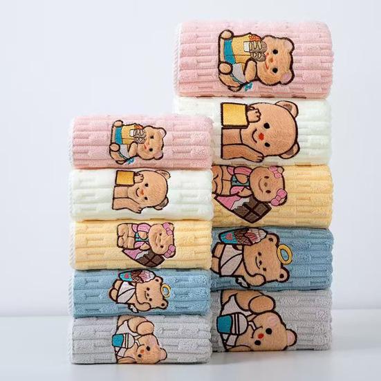 2Pcs Cartoon Bear Embroidered Towel Set Coral Fleece Bath And Hand Towels for Adults Quick Dry Bathroom Essentials for Home Bathroom Travel Seaside