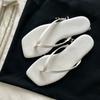 Square Toe Clip-Toe Flip-Flops Summer New Soft-Sole Anti-Slip Wear-Resistant Flat Beach Shoes