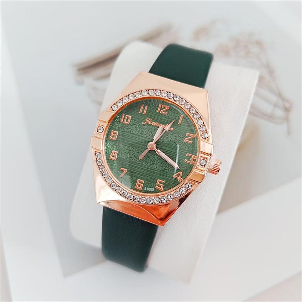 Women Fashion Leather Watch
