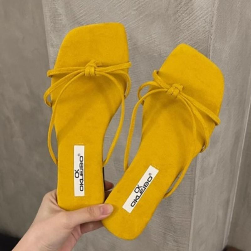 Fashion 2025 Summer New Fairy Tale Inspired Green Flat Thong Sandals for Women Anti-Slip Outdoor Beach Slides Trendy Outdoor Slippers