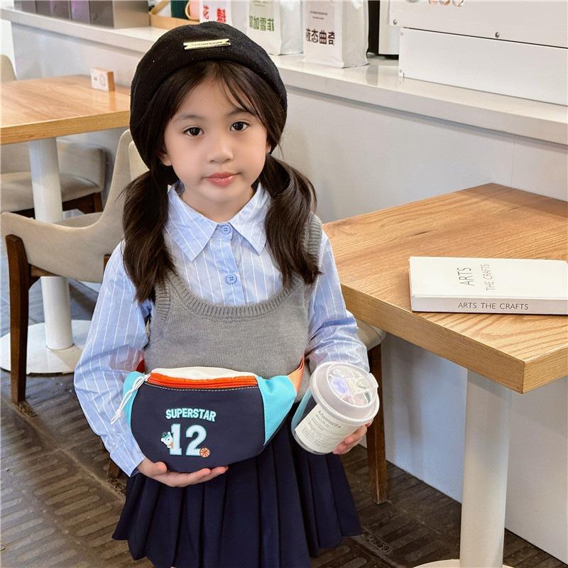 New children's small backpack boys and girls go out for travel and leisure messenger bag one shoulder cute small breast bag