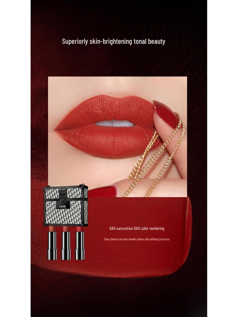 Charming Chain Small Leather Bag with Mirror: Set of Three Lightweight, Soft Matte Lipsticks