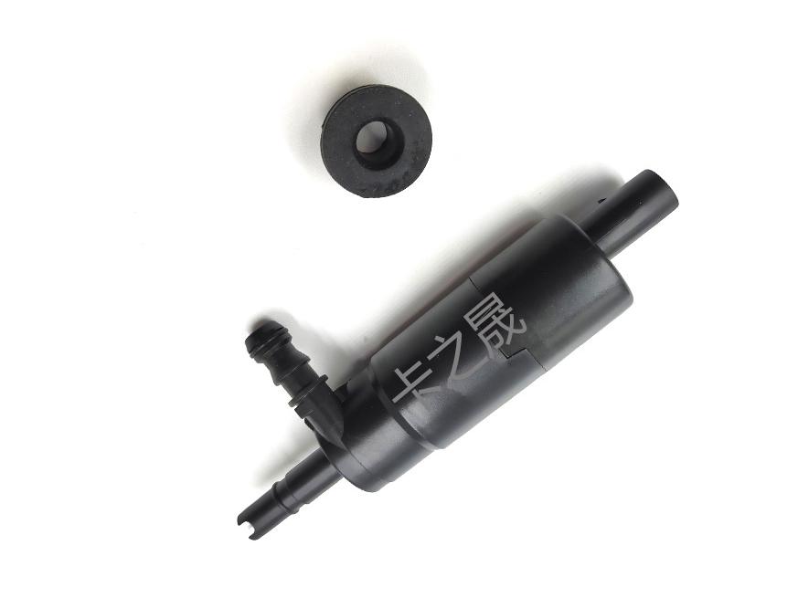 BMW Headlight Washer Pump for 3, 5, 7 Series (Models: 67128377430, 67120154875)