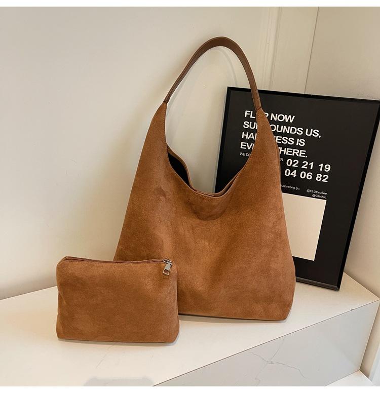 Maillard Tote Bag Women's 2025 New Large-capacity Commuter Bag Summer High-end Matte Retro Shoulder Bag