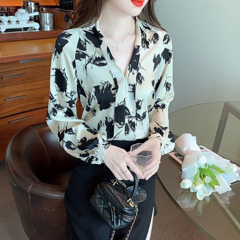 Mürekkep Baskılı Fener Kol Retro Bol Kadın Gömlekleri Üstler Moda Zarif V Yaka Slim Fit Günlük Bluz Kadın Basit İlkbahar Ofis Bayan Gömleği 26348
