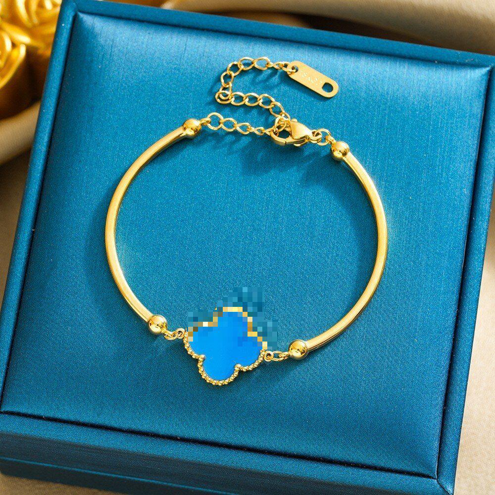 High-End Titanium Steel Four-Leaf Clover Bracelet with Shell Pendant – Durable, Fade-Resistant Design